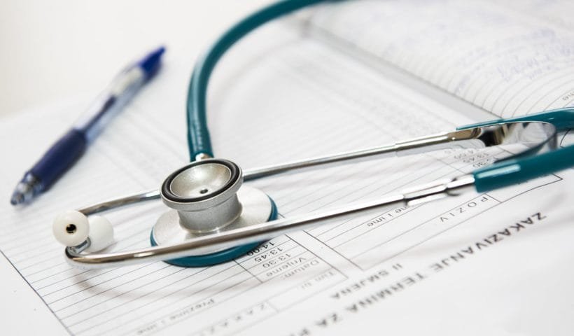 blue and silver stetoscope