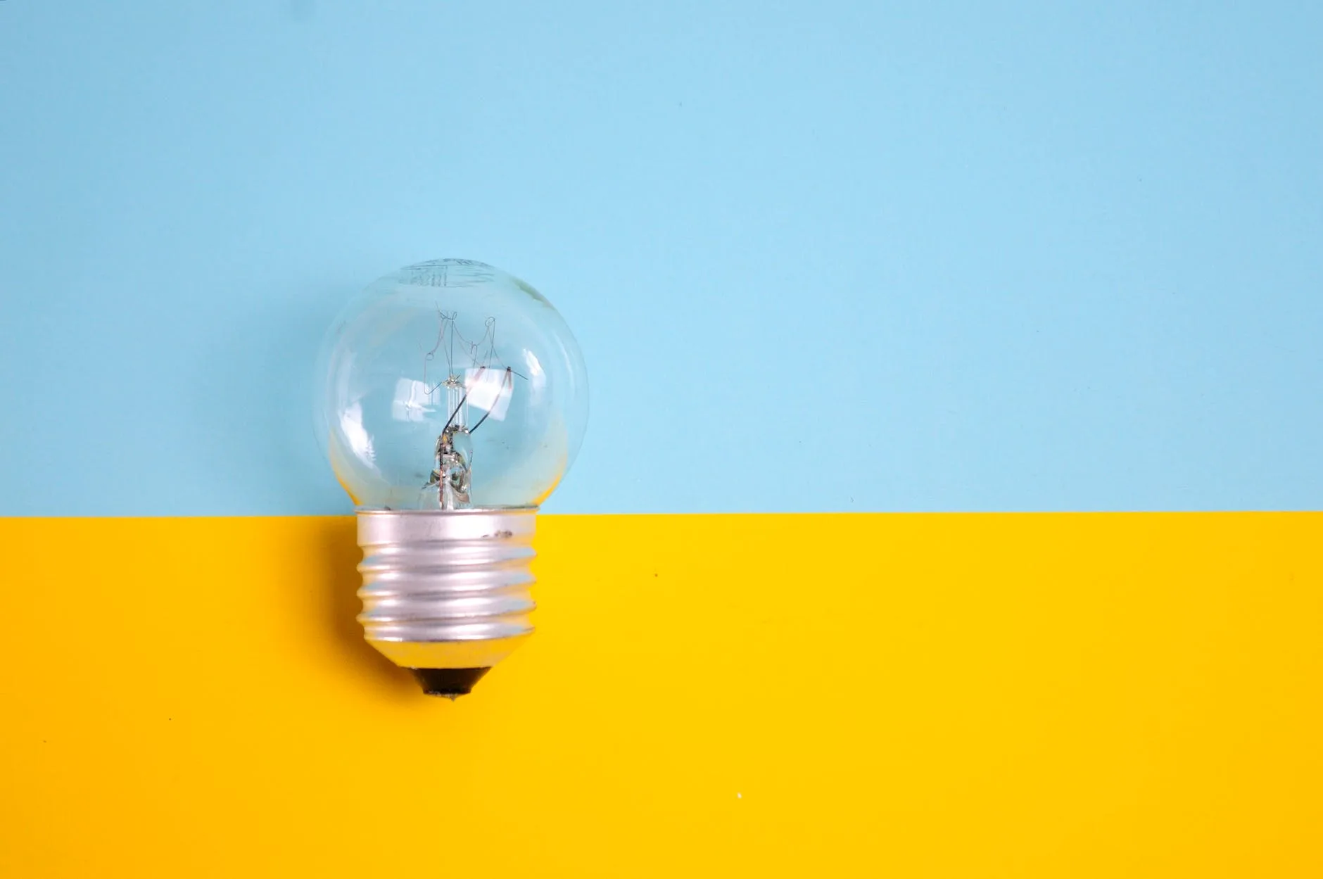 photo of light bulb