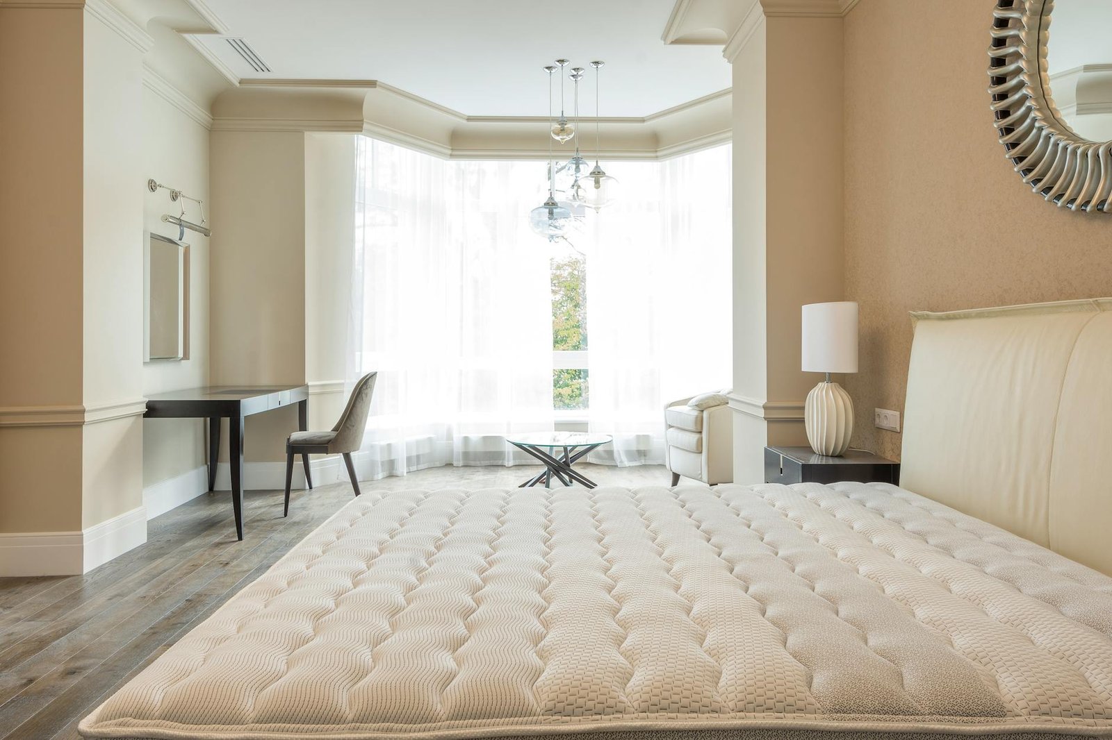 luxury contemporary bedroom interior design